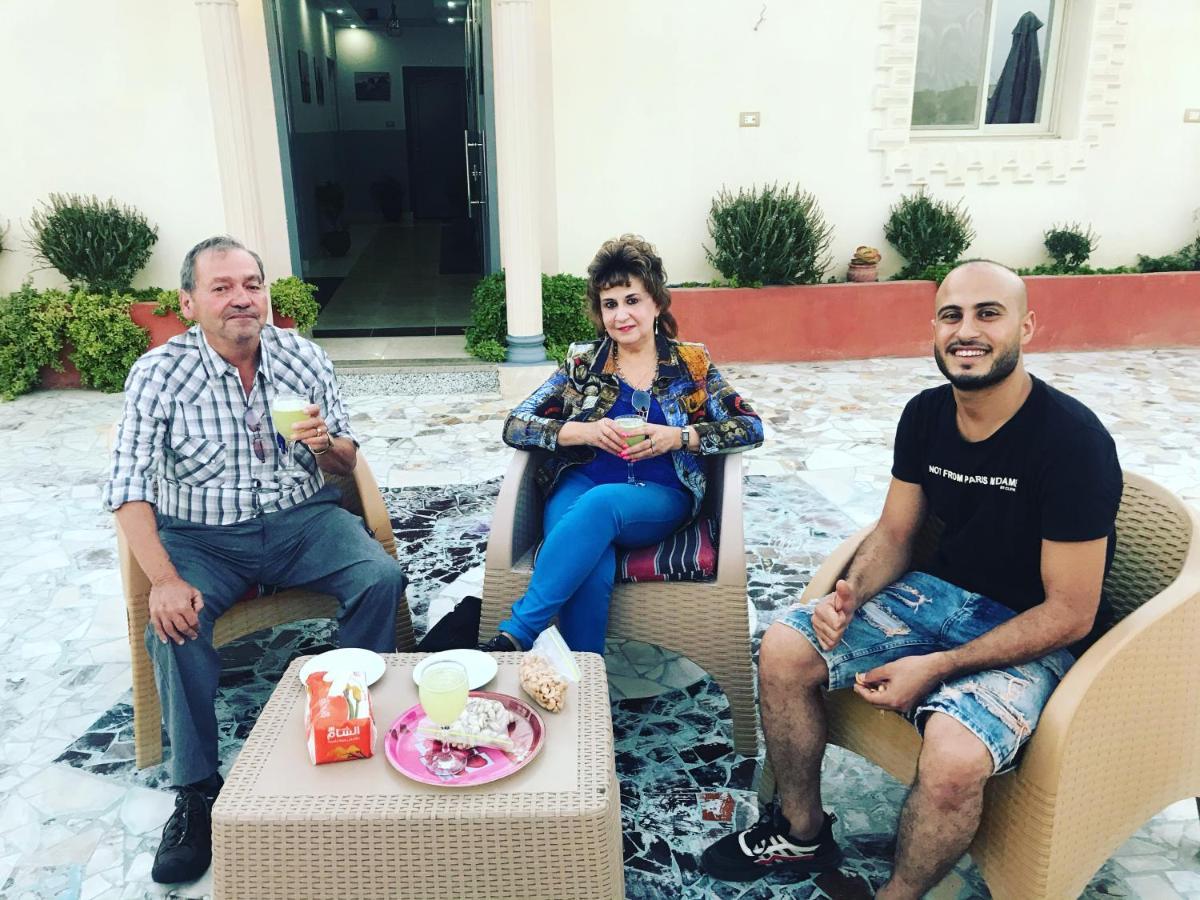 Carpet Alaadein Pyramids View Hotel Kafret el-Gabal Exterior foto