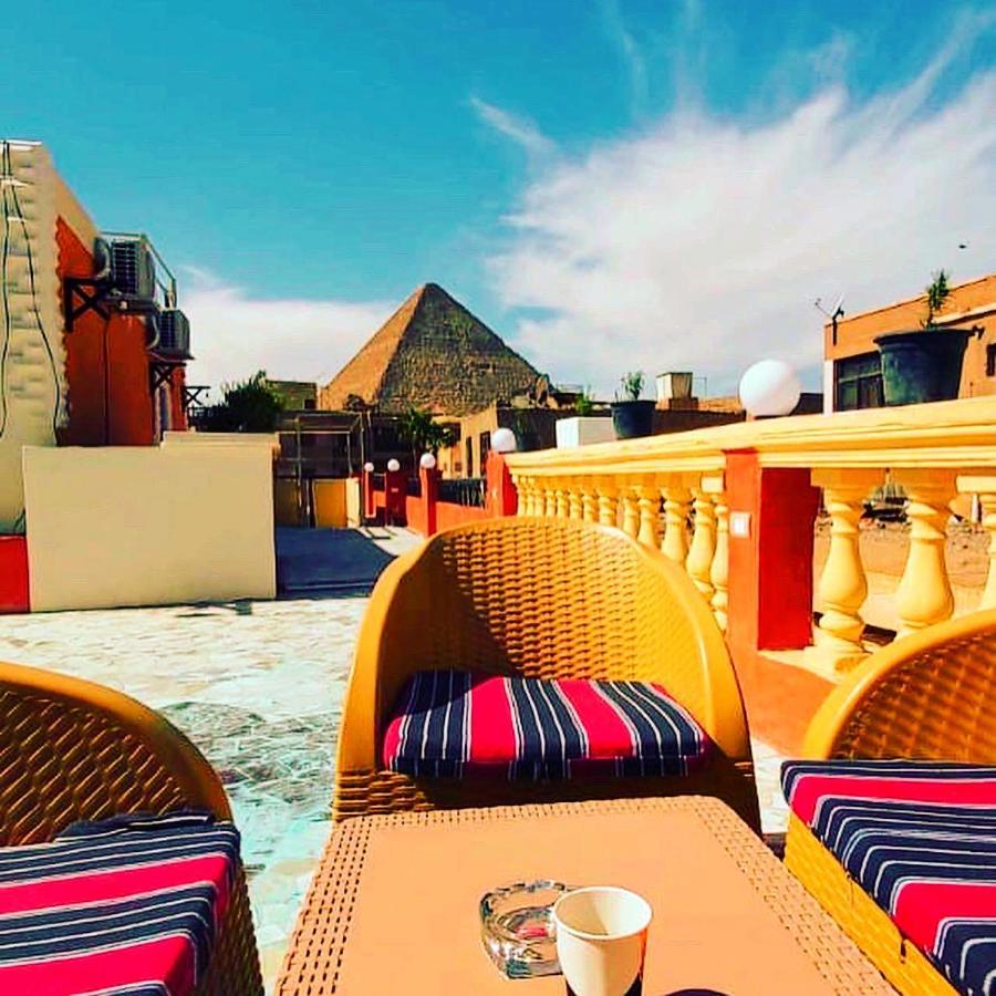 Carpet Alaadein Pyramids View Hotel Kafret el-Gabal Exterior foto