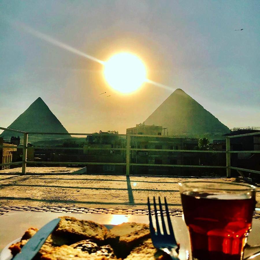 Carpet Alaadein Pyramids View Hotel Kafret el-Gabal Exterior foto
