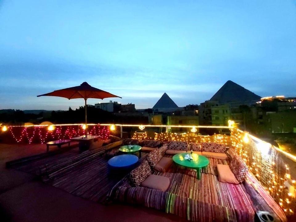 Carpet Alaadein Pyramids View Hotel Kafret el-Gabal Exterior foto