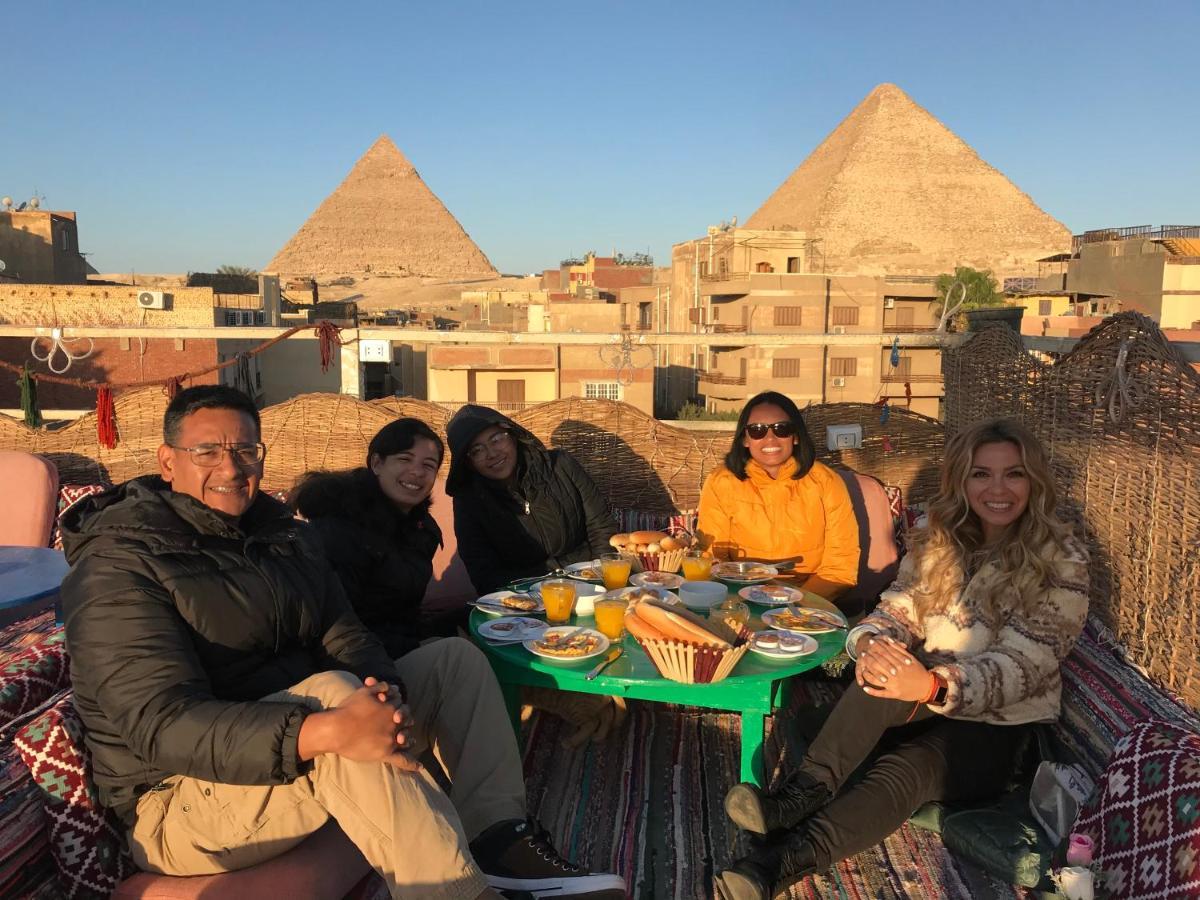 Carpet Alaadein Pyramids View Hotel Kafret el-Gabal Exterior foto